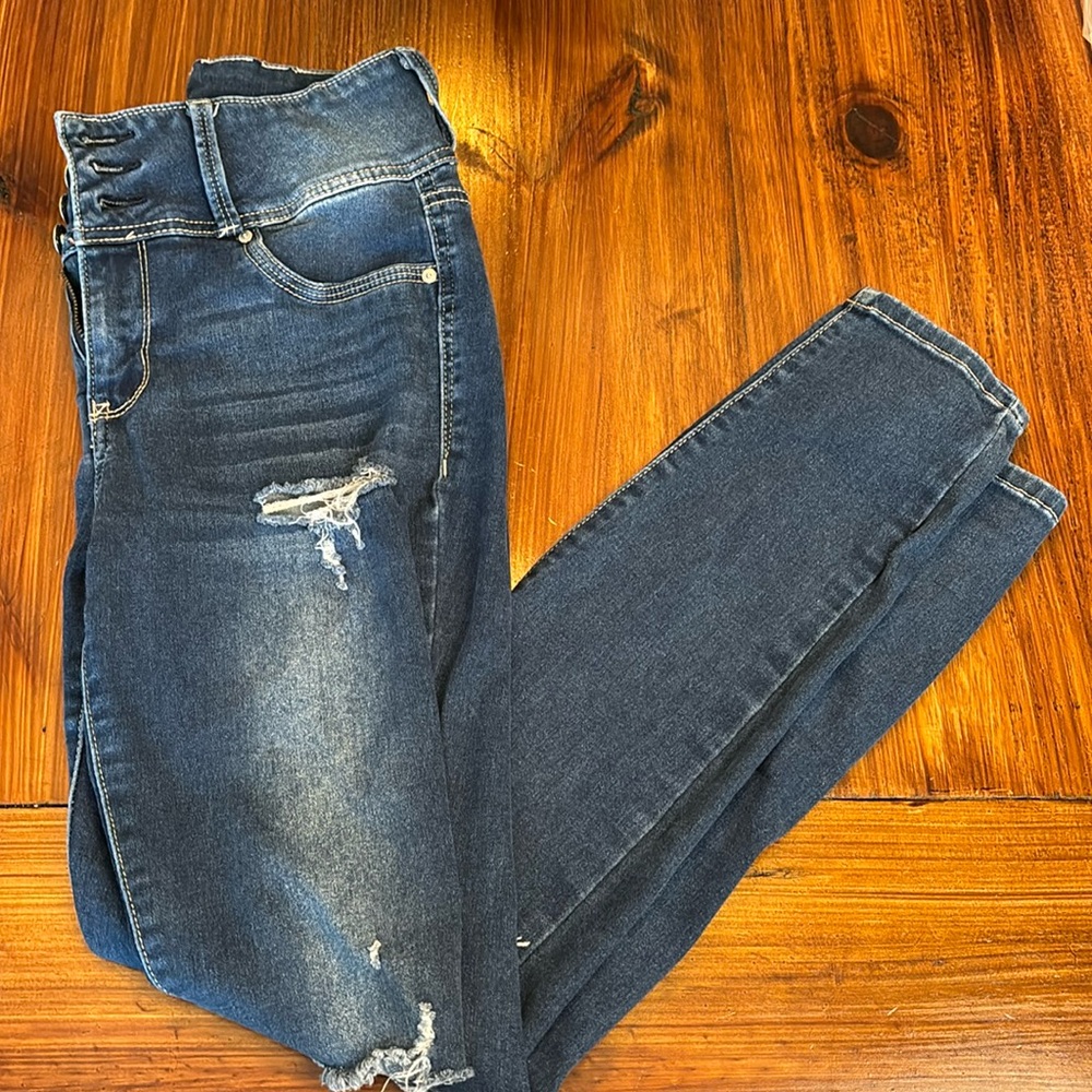 Women’s Wallflower denim jeans
